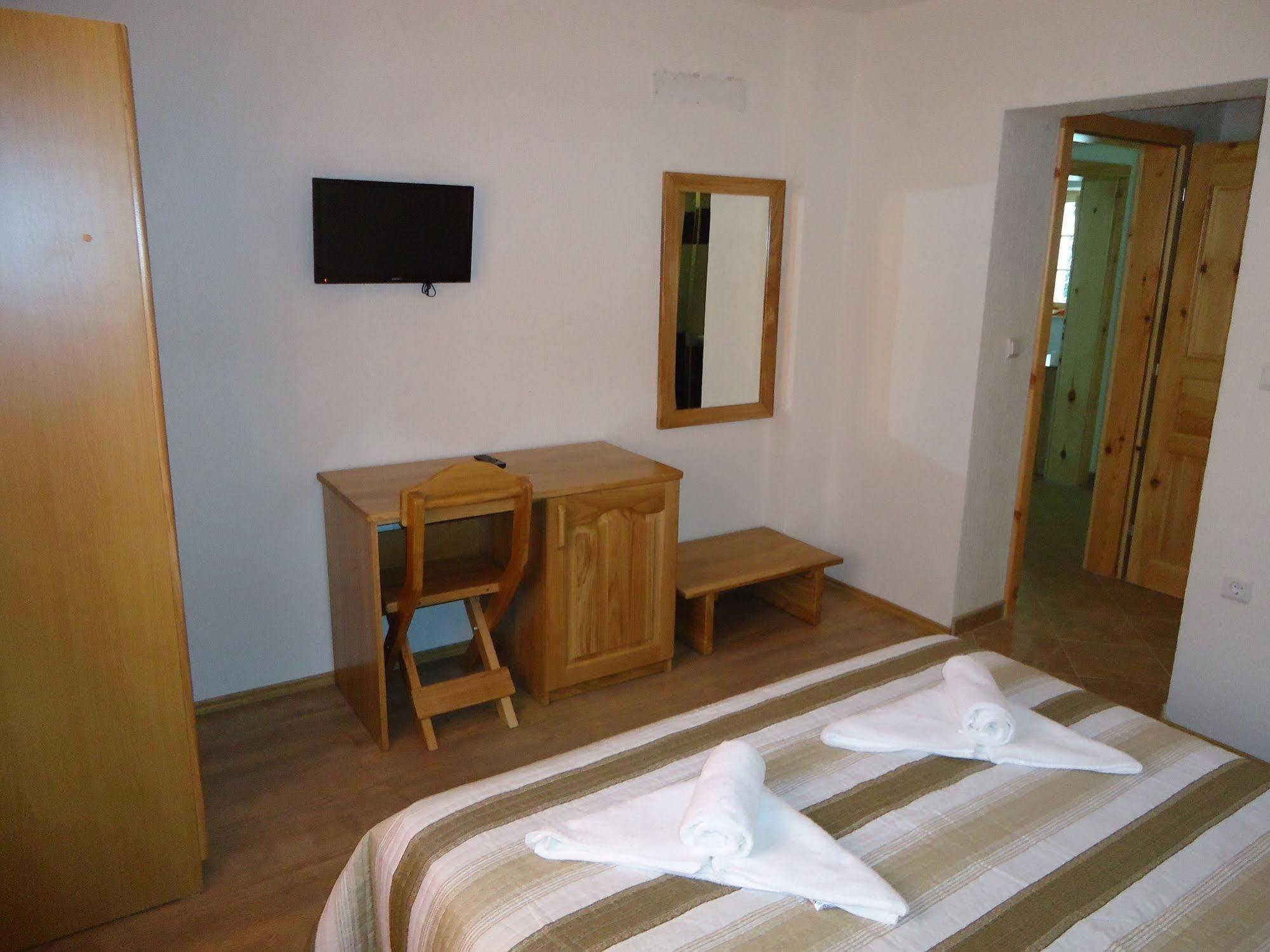 Guest House Plitvice Waterfall Plitvicka Jezera Luaran gambar