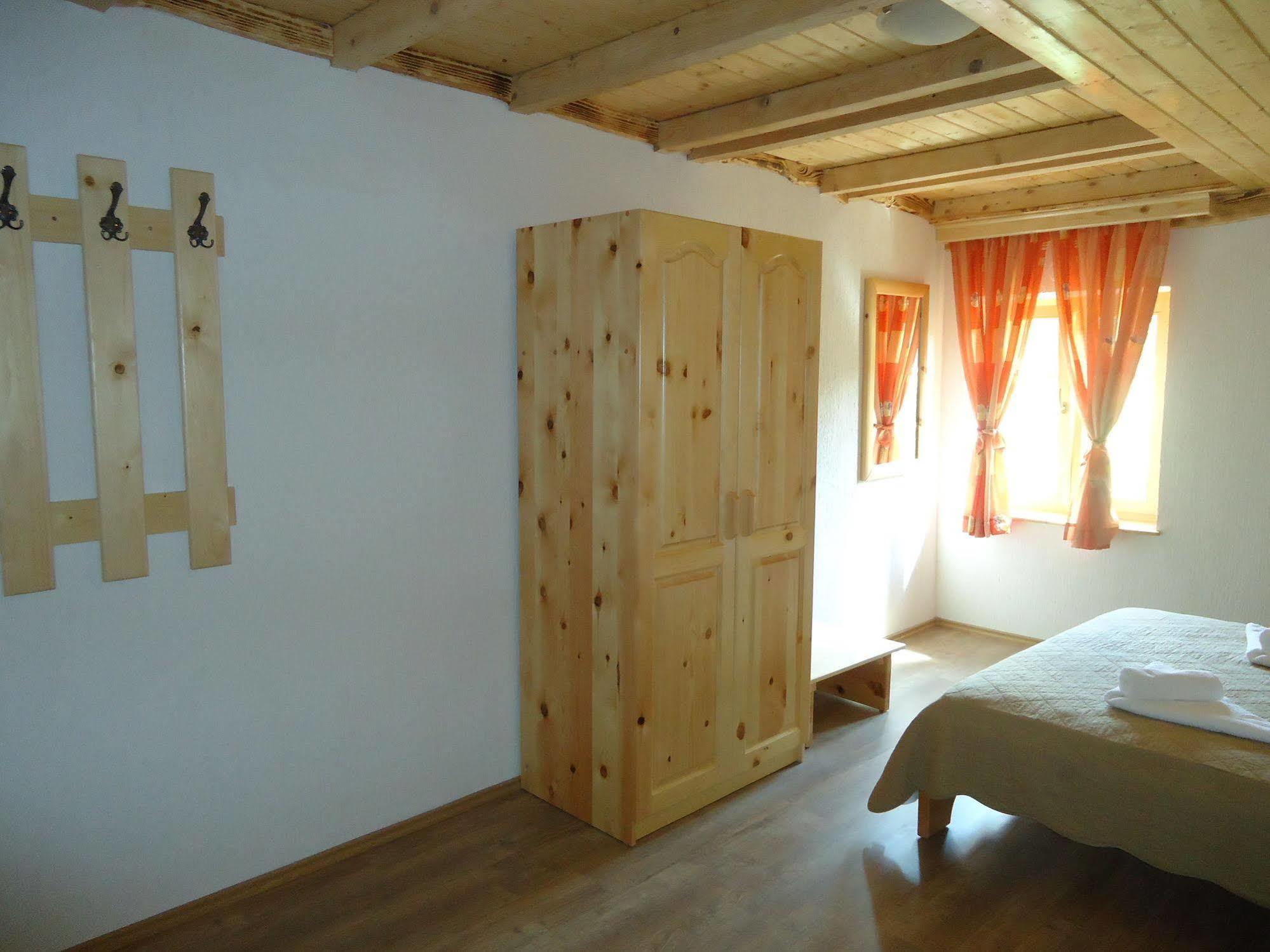 Guest House Plitvice Waterfall Plitvicka Jezera Luaran gambar