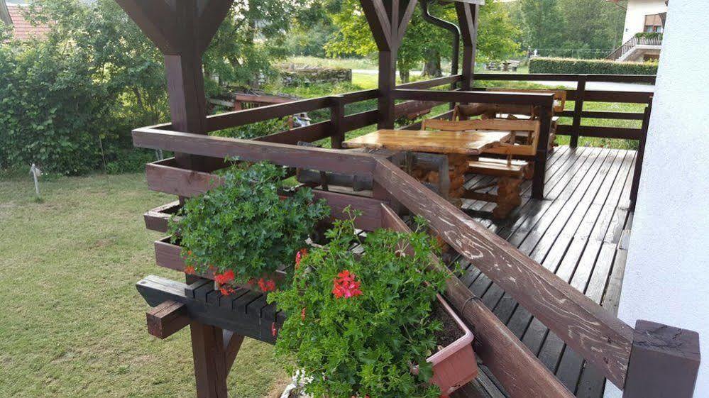 Guest House Plitvice Waterfall Plitvicka Jezera Luaran gambar