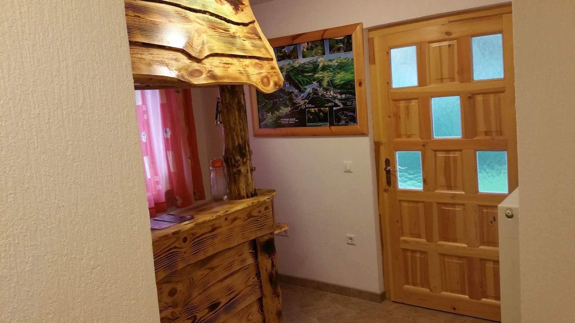 Guest House Plitvice Waterfall Plitvicka Jezera Luaran gambar